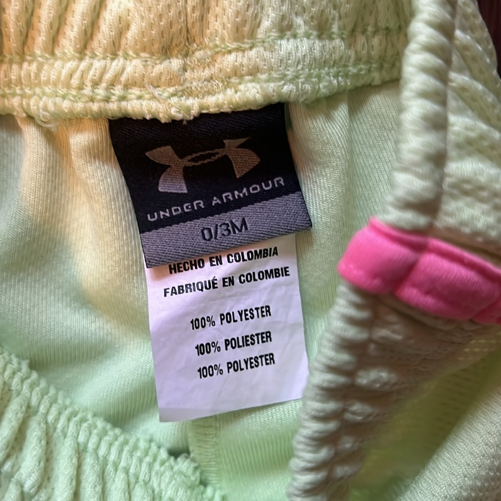 Under Armour Baby Shorts - Picture 3 of 3
